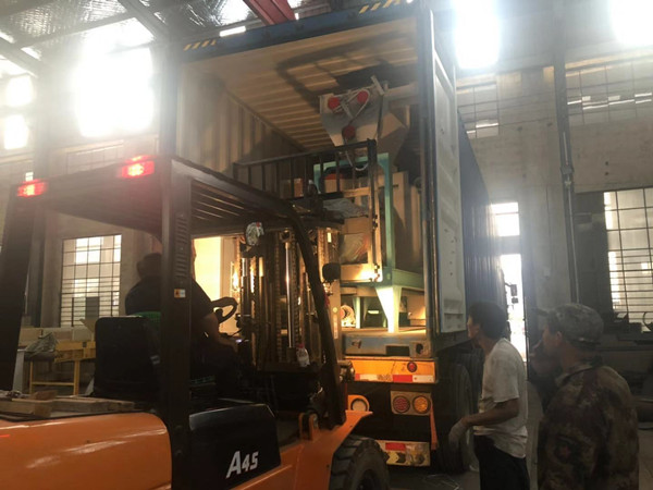 顆粒機(jī)發(fā)貨